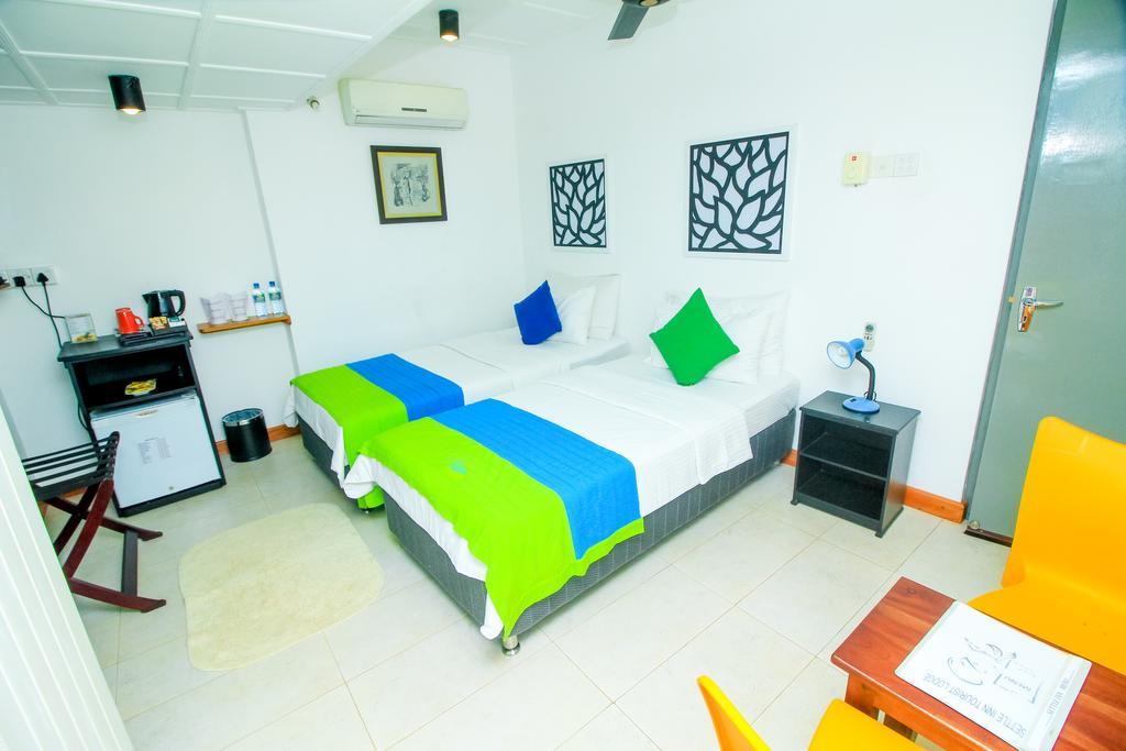 Settle Inn Tourist Lodge Kandy Bilik gambar